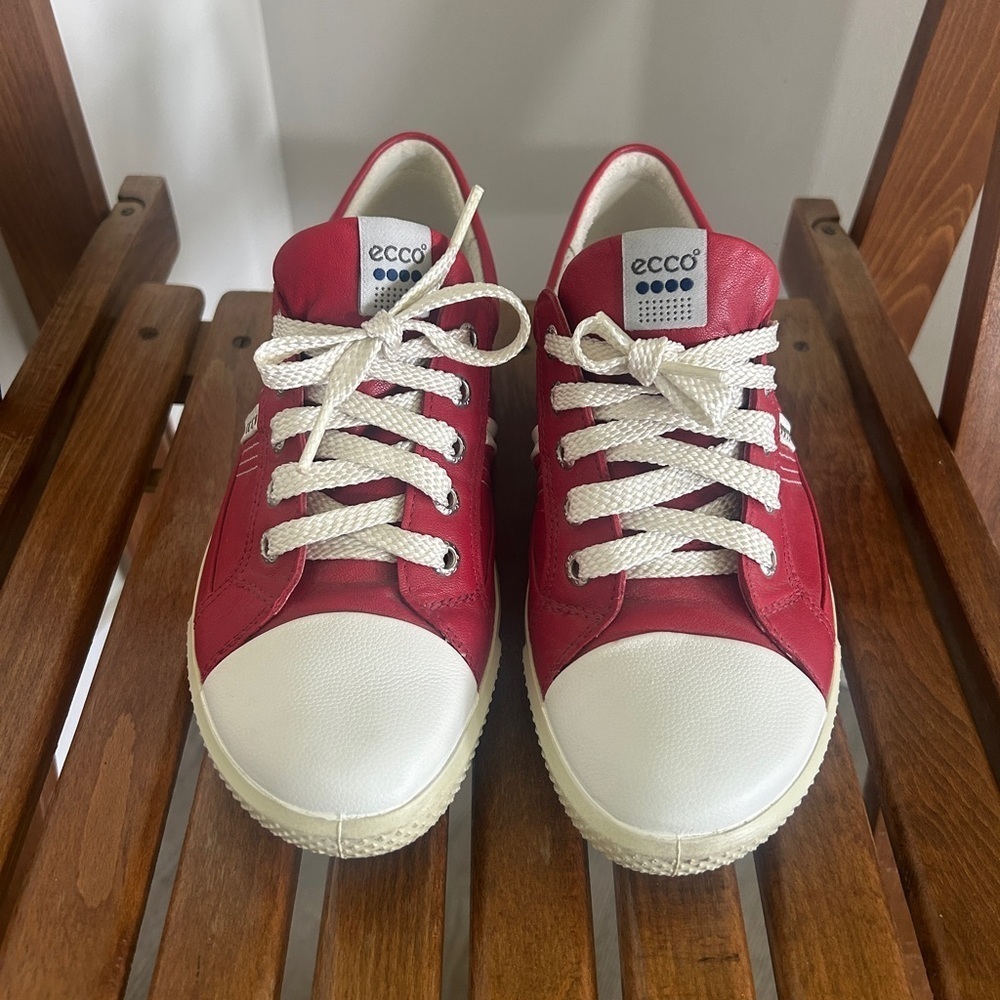 Ecco Women’s Hybrid Sneaker-Sport Shoe Size 37 (W 6.5-7) - Picture 3 of 10